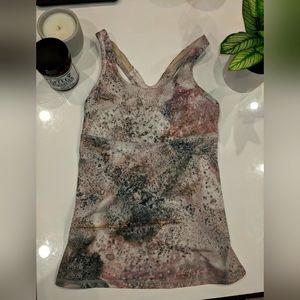 Lululemon workout tank top